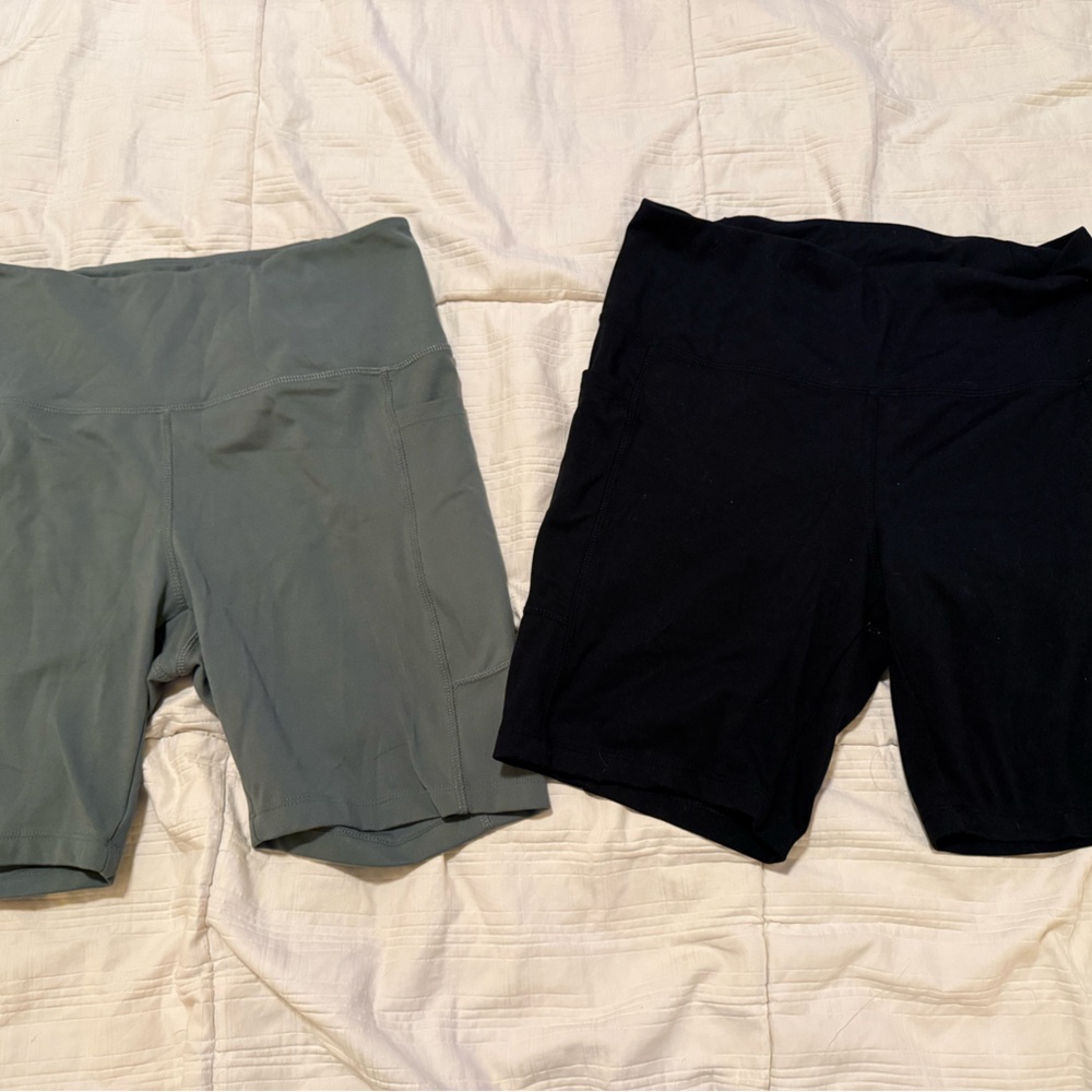 Danskin Black and Green Biker Shorts